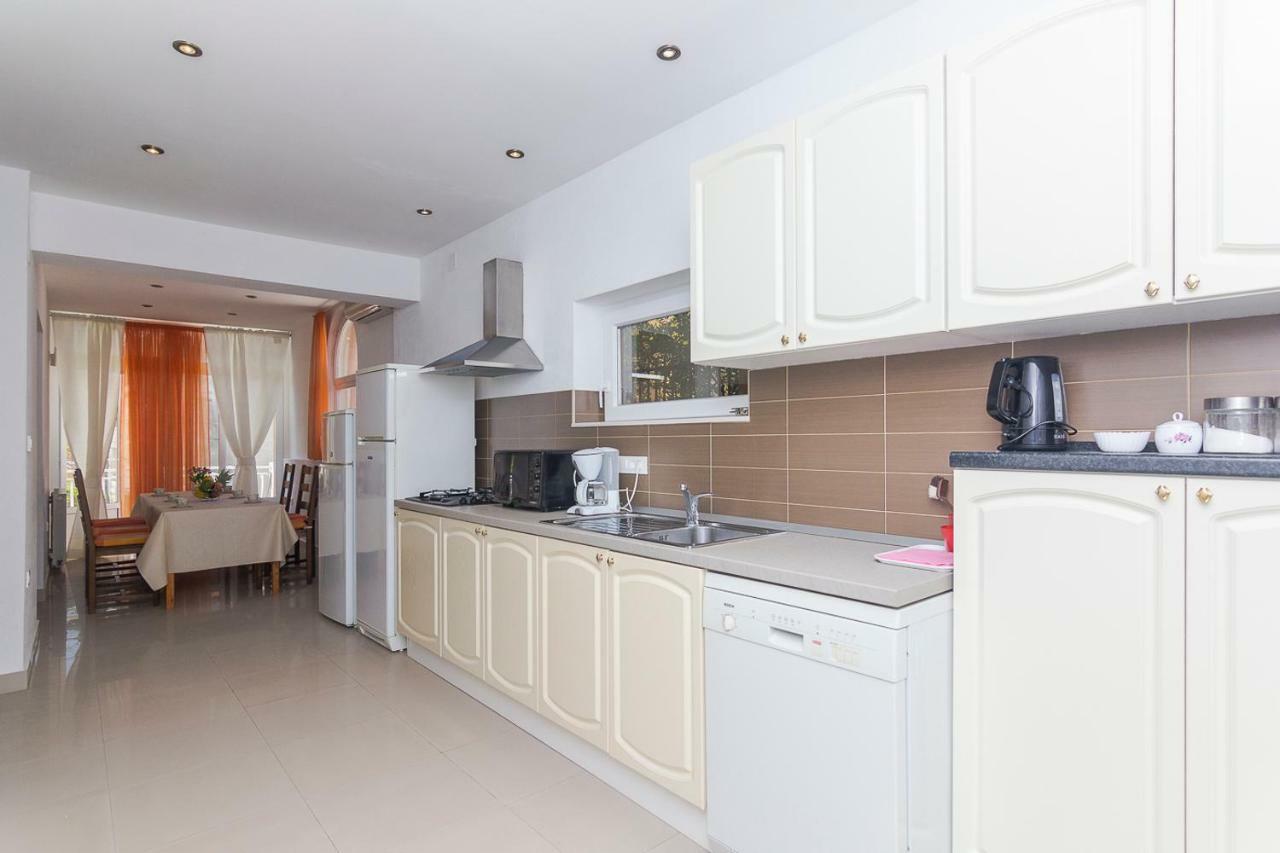 Apartments A&B Макарська Екстер'єр фото