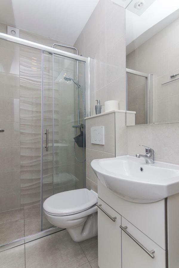 Apartments A&B Макарська Екстер'єр фото