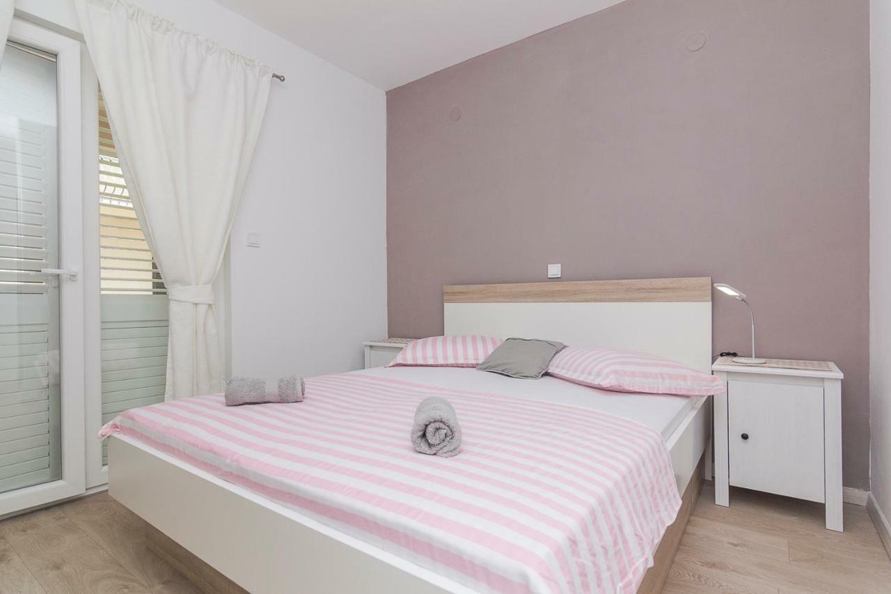 Apartments A&B Макарська Екстер'єр фото